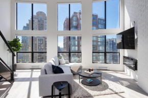 Loft in Entertainment District with FREE underground Parking